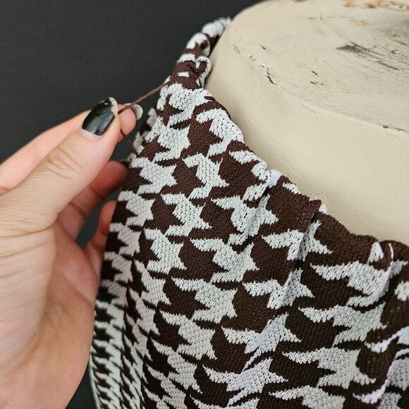 70s Bodin Knits Houndstooth Pull On Maxi Skirt - Picture 4 of 10